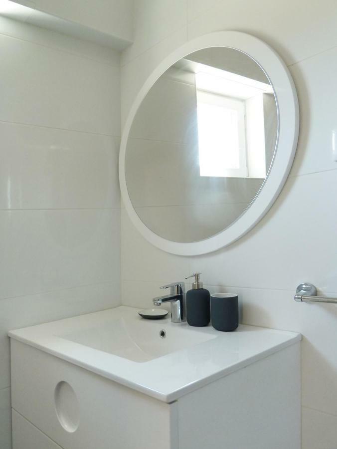 Ocean Breeze Apartment Estoril Exterior photo